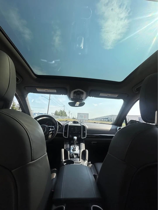 2017 Porsche 958 Cayenne - Image 7 of 14