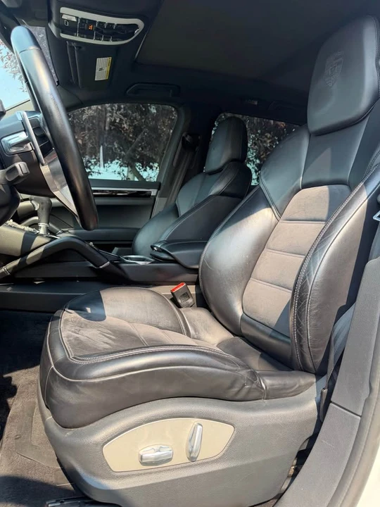 2017 Porsche 958 Cayenne - Image 11 of 19