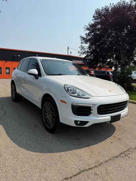 2017 Porsche 958 Cayenne - Image 2 of 19