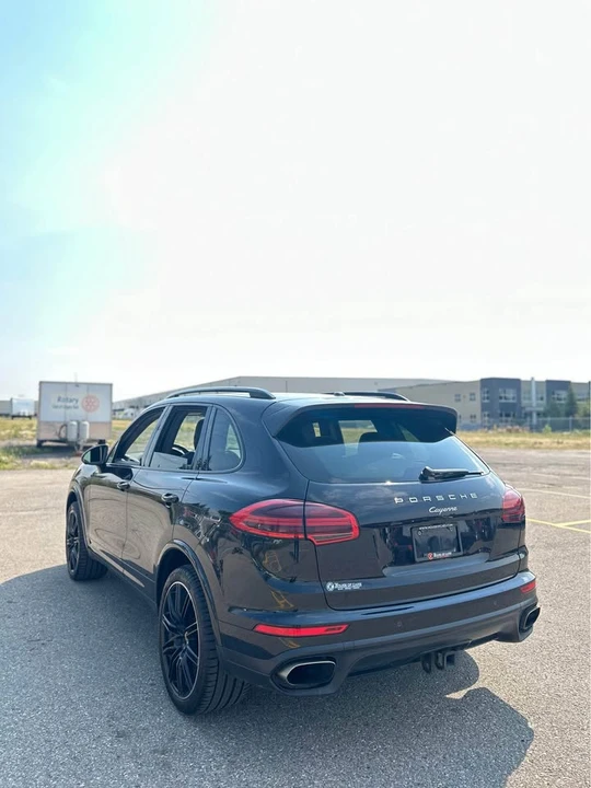 2017 Porsche 958 Cayenne - Image 5 of 14