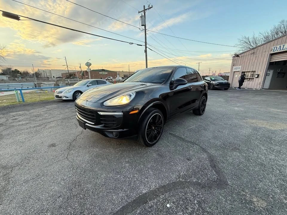 2017 Porsche 958 Cayenne - Image 2 of 20