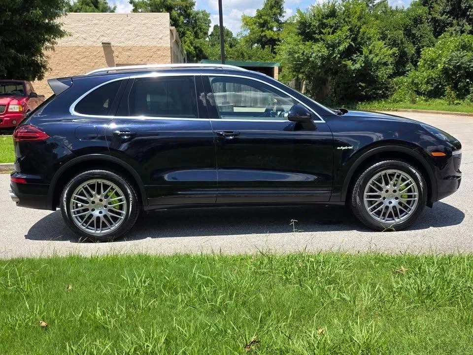2017 Porsche 958 Cayenne - Image 6 of 20
