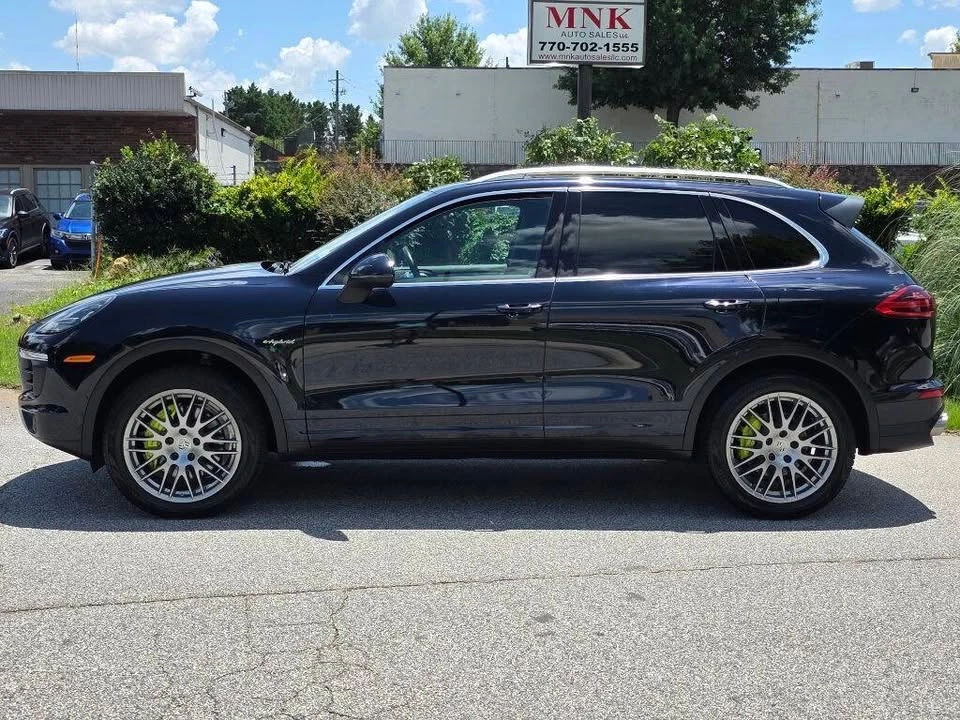 2017 Porsche 958 Cayenne - Image 2 of 20