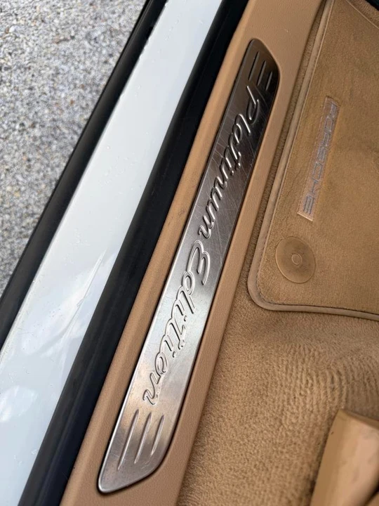 2017 Porsche 958 Cayenne - Image 17 of 18