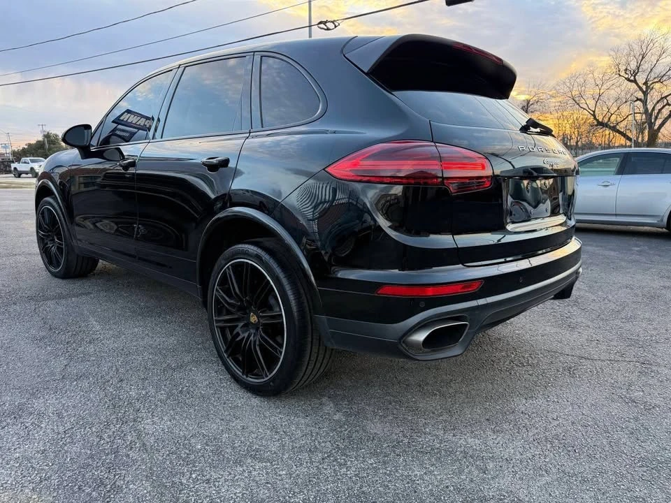 2017 Porsche 958 Cayenne - Image 12 of 20