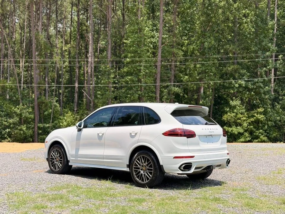 2017 Porsche 958 Cayenne - Image 5 of 20