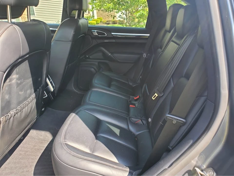 2017 Porsche 958 Cayenne - Image 8 of 9