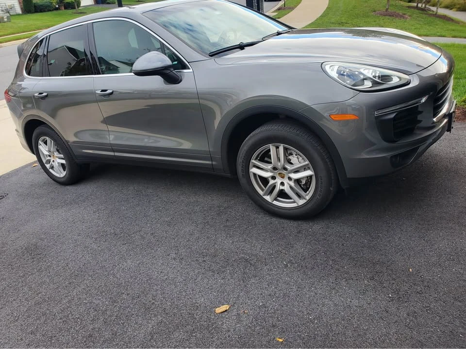 2017 Porsche 958 Cayenne - Image 5 of 9