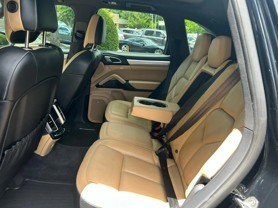 2017 Porsche 958 Cayenne - Image 15 of 20
