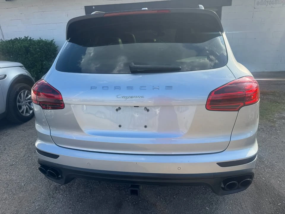 2017 Porsche 958 Cayenne - Image 5 of 7
