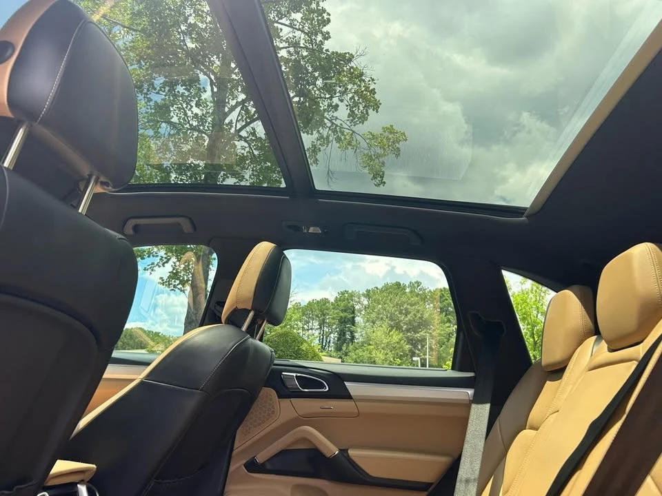 2017 Porsche 958 Cayenne - Image 16 of 20