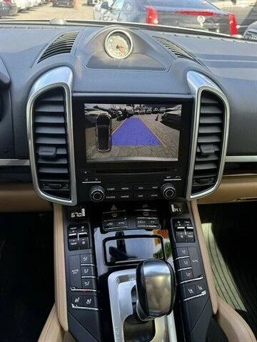 2017 Porsche 958 Cayenne - Image 15 of 20