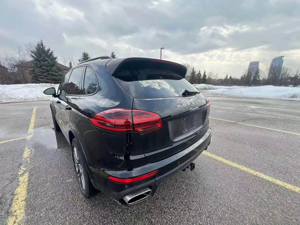 2017 Porsche 958 Cayenne - Image 6 of 14