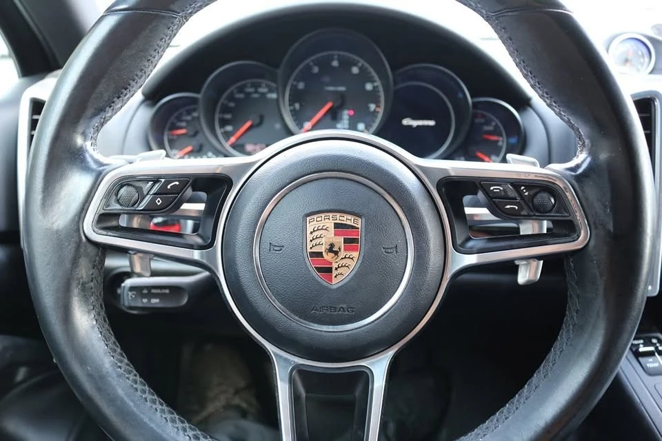 2017 Porsche 958 Cayenne - Image 17 of 20