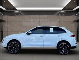 2017 Porsche 958 Cayenne - Image 3 of 10