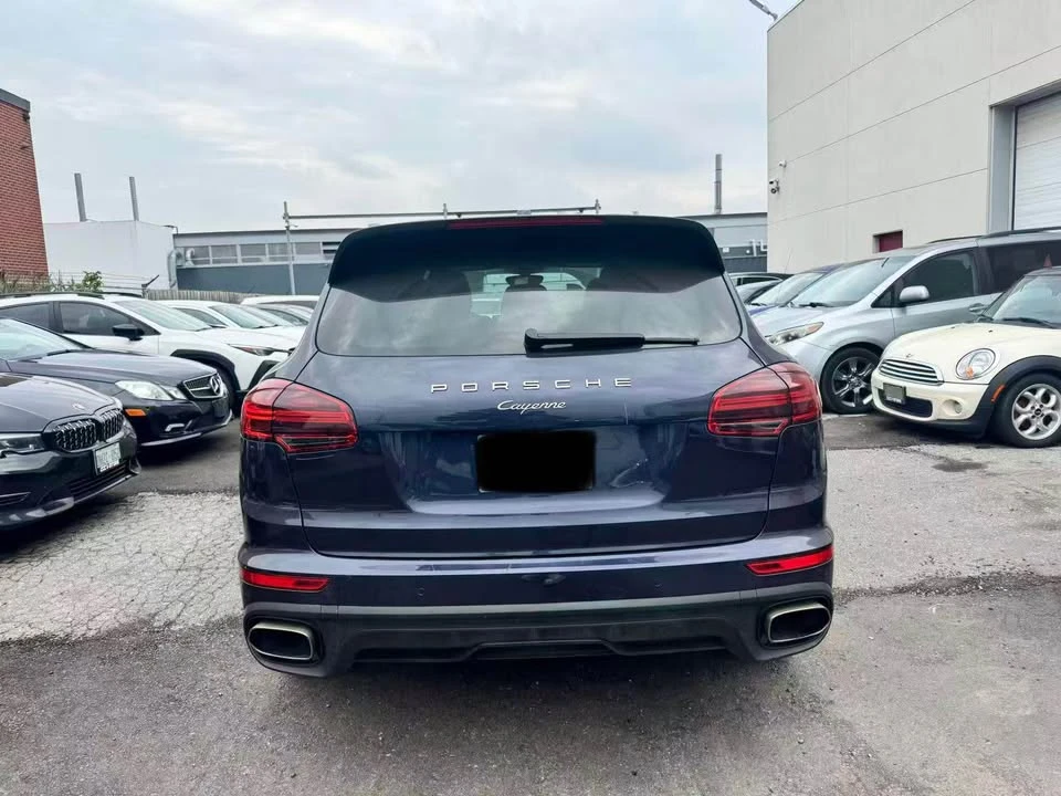 2017 Porsche 958 Cayenne - Image 5 of 14