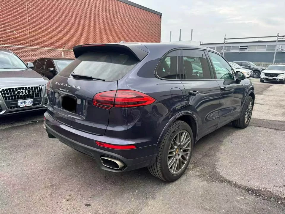 2017 Porsche 958 Cayenne - Image 6 of 14