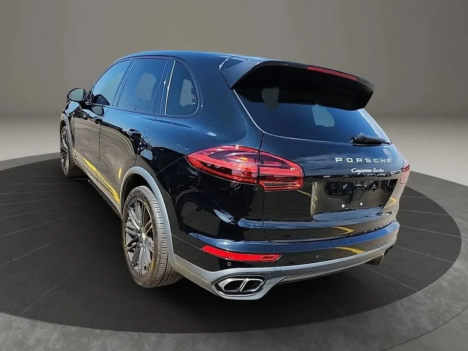 2017 Porsche 958 Cayenne - Image 5 of 15