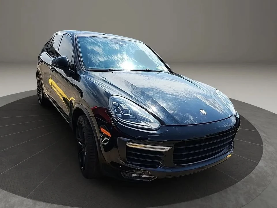 2017 Porsche 958 Cayenne - Image 2 of 15