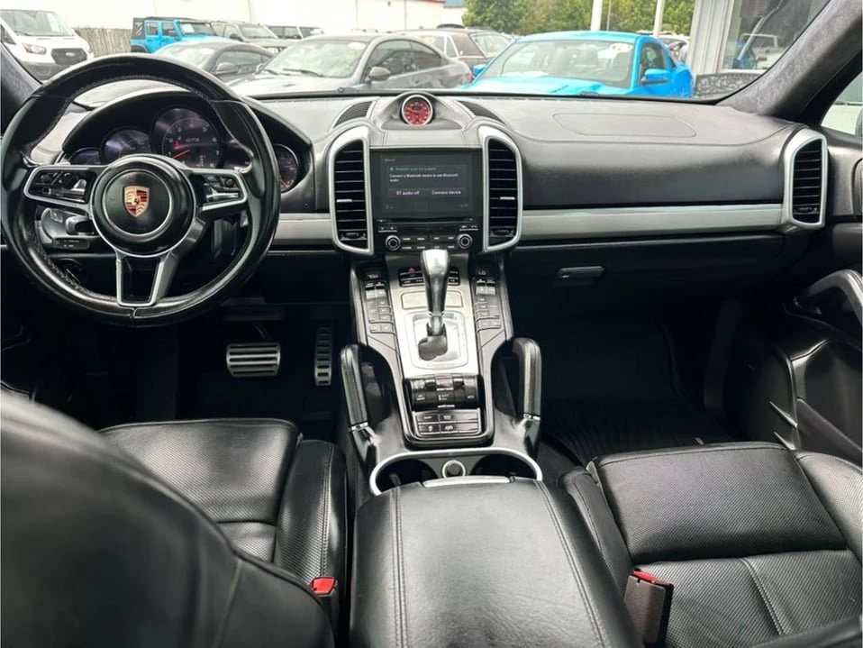 2017 Porsche 958 Cayenne - Image 12 of 20