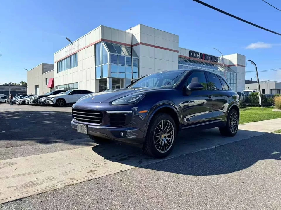 2017 Porsche 958 Cayenne - Image 2 of 16