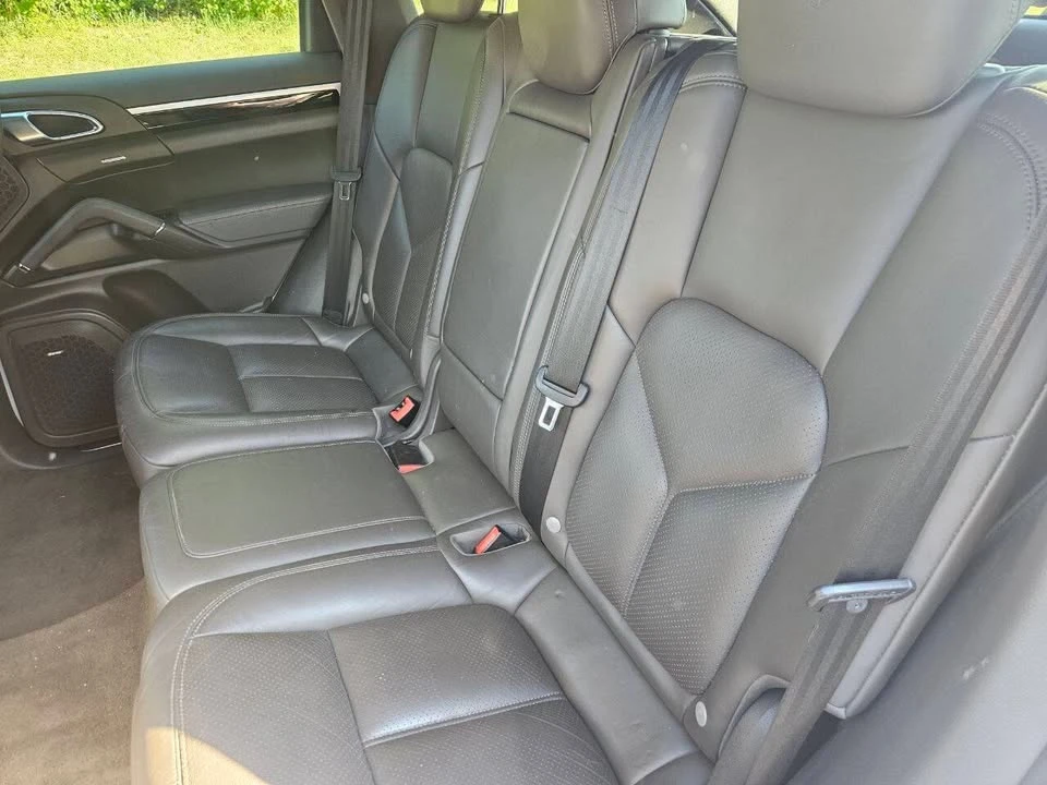 2017 Porsche 958 Cayenne - Image 14 of 20