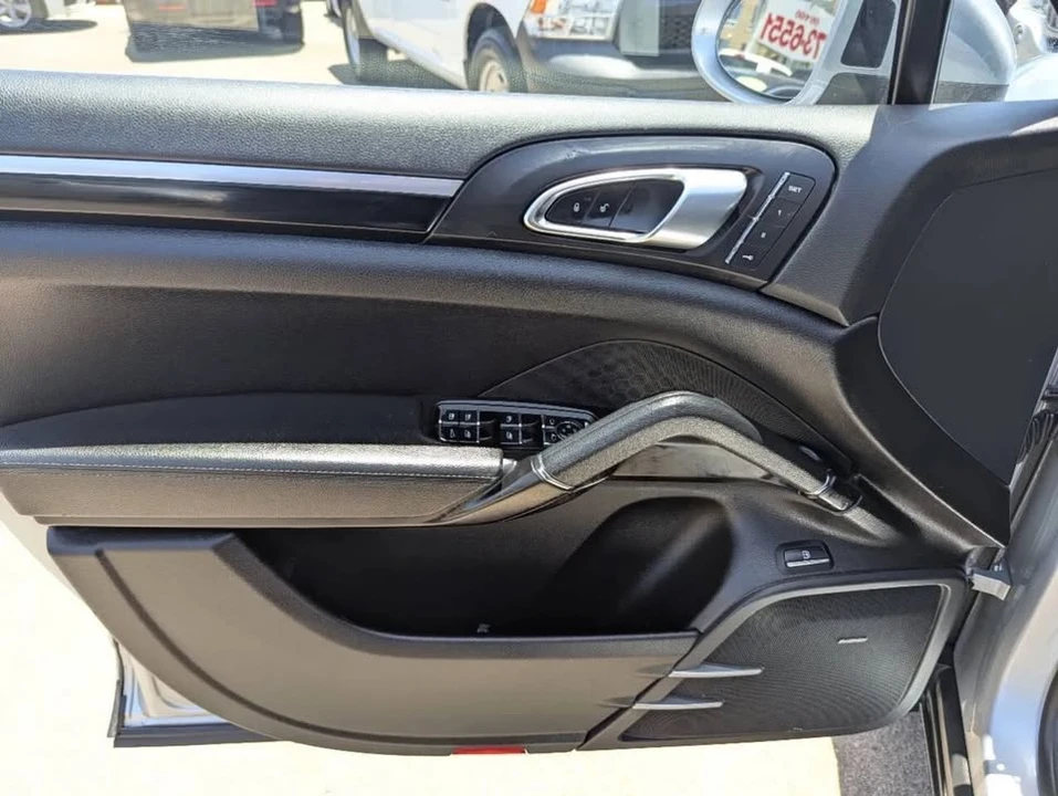 2017 Porsche 958 Cayenne - Image 17 of 20