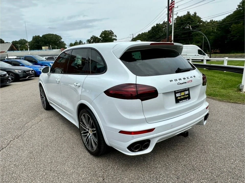 2017 Porsche 958 Cayenne - Image 8 of 20