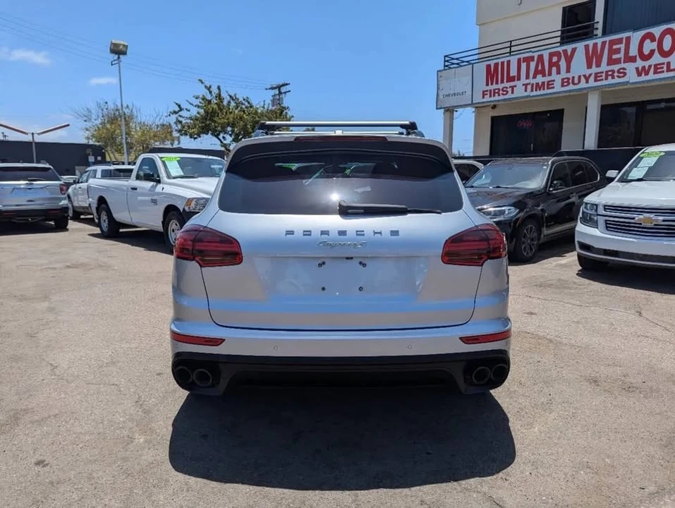 2017 Porsche 958 Cayenne - Image 6 of 20