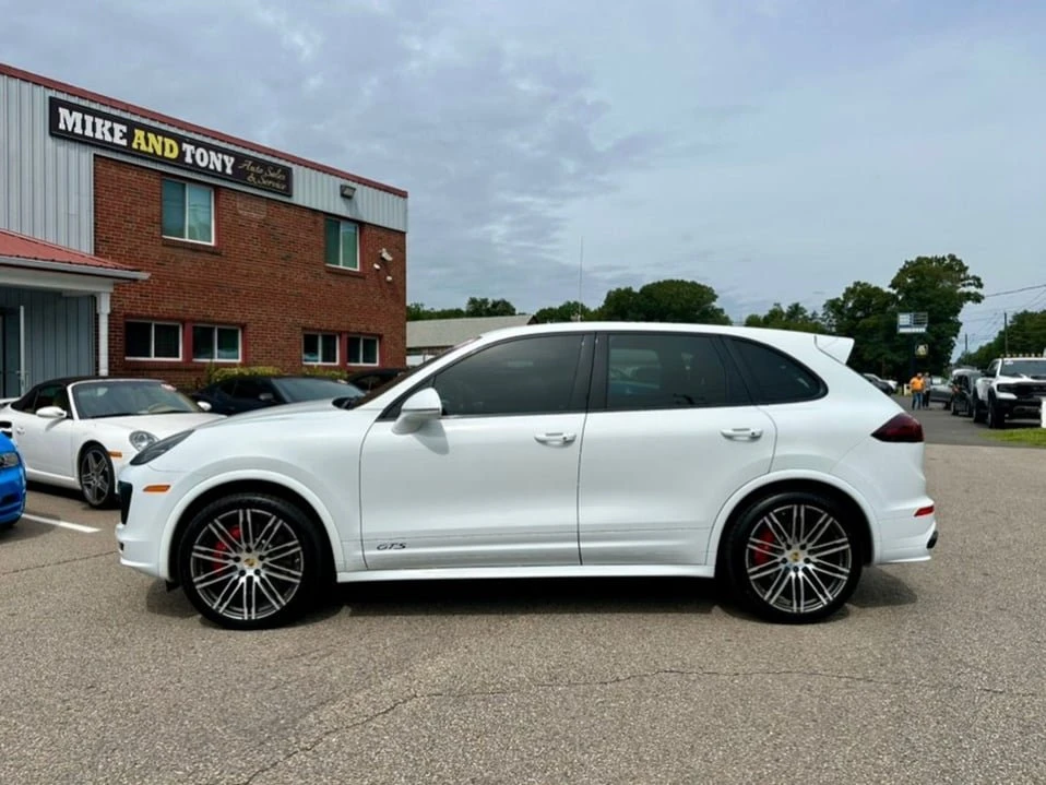 2017 Porsche 958 Cayenne - Image 4 of 20