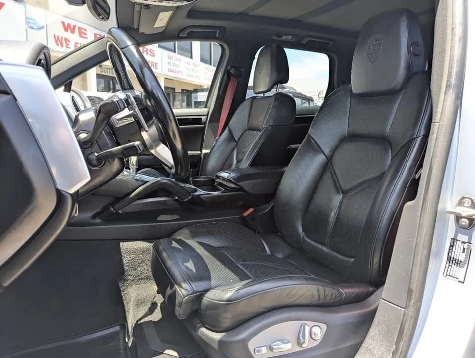 2017 Porsche 958 Cayenne - Image 18 of 20