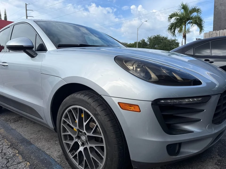 2017 Porsche 958 Cayenne - Image 8 of 11