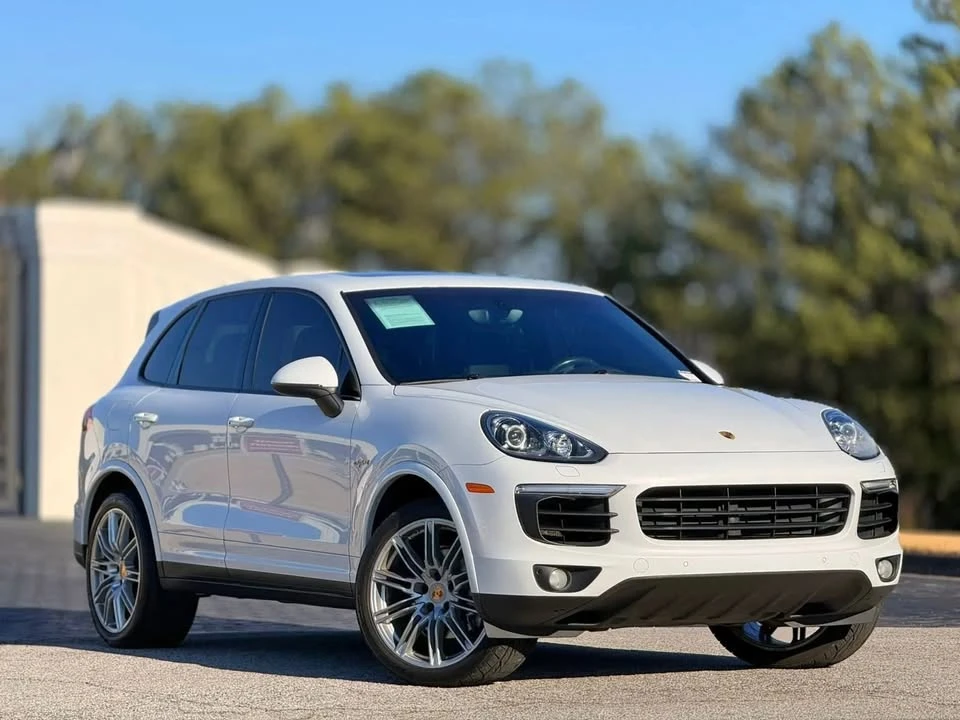 2017 Porsche 958 Cayenne - Image 4 of 20