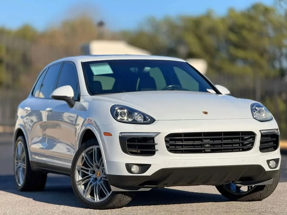 2017 Porsche 958 Cayenne - Image 5 of 20