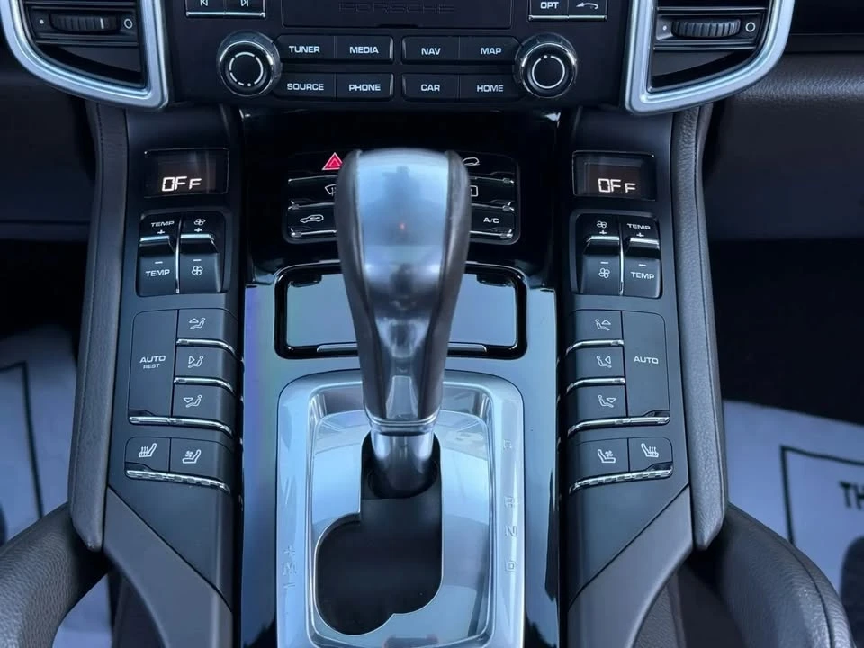 2017 Porsche 958 Cayenne - Image 19 of 20