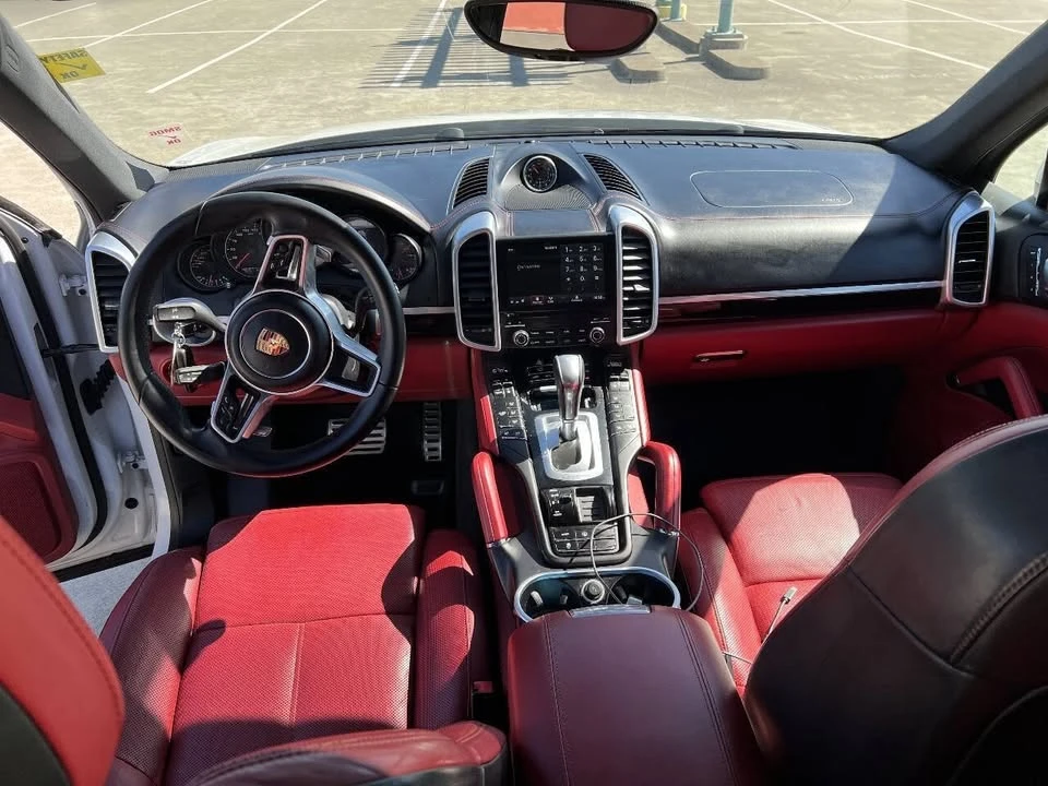2017 Porsche 958 Cayenne - Image 17 of 20