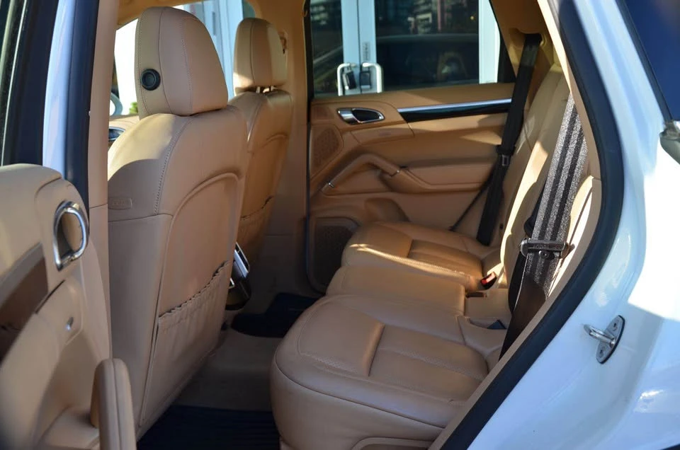 2017 Porsche 958 Cayenne - Image 12 of 17