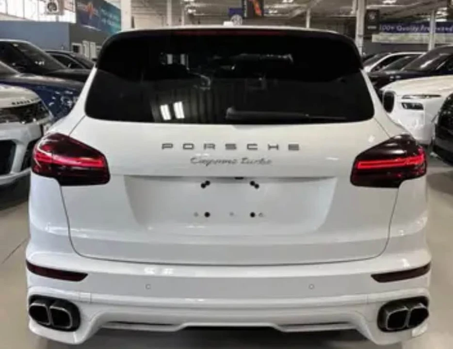 2017 Porsche 958 Cayenne - Image 5 of 5