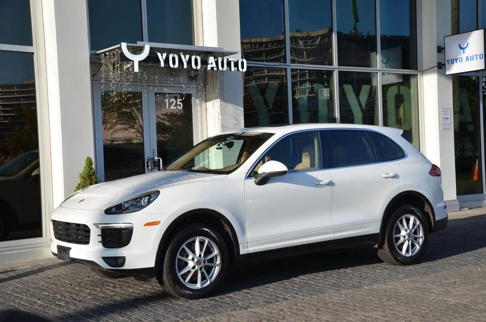 2017 Porsche 958 Cayenne - Image 5 of 17