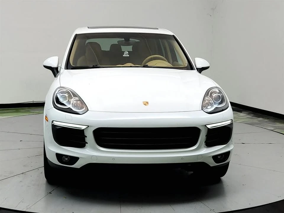 2017 Porsche 958 Cayenne - Image 2 of 20