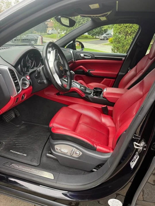 2017 Porsche 958 Cayenne - Image 7 of 18