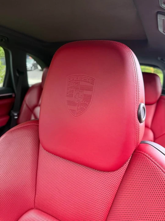 2017 Porsche 958 Cayenne - Image 11 of 18