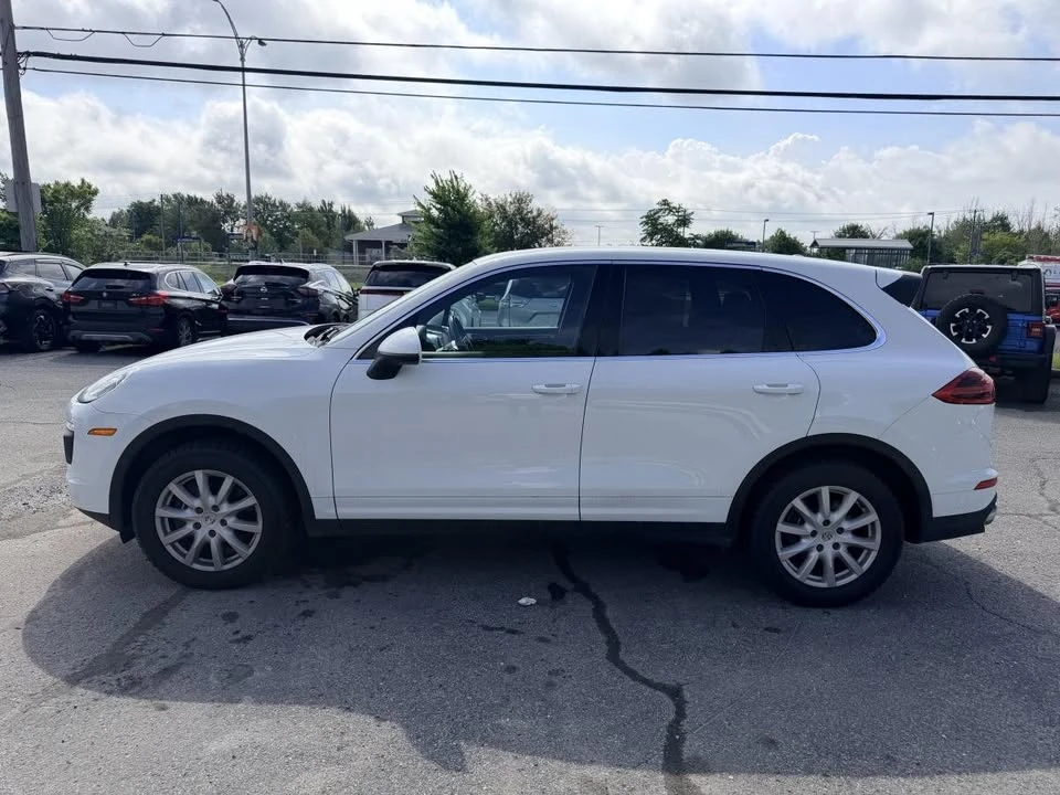 2017 Porsche 958 Cayenne - Image 4 of 20