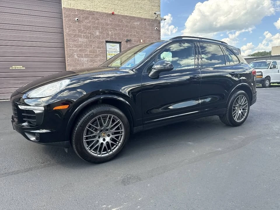 2017 Porsche 958 Cayenne - Image 2 of 19