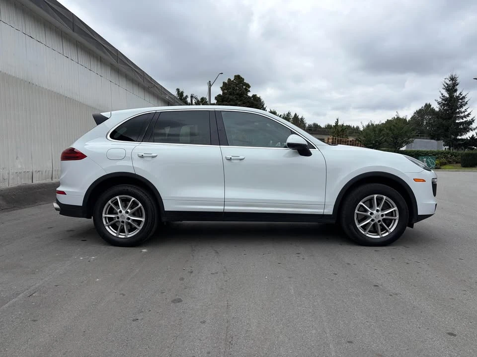 2017 Porsche 958 Cayenne - Image 4 of 17
