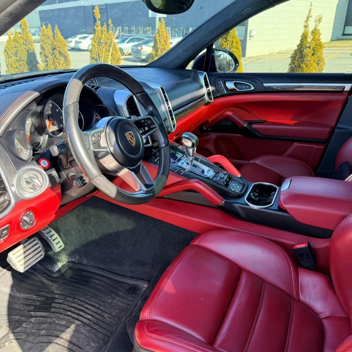2017 Porsche 958 Cayenne - Image 6 of 11