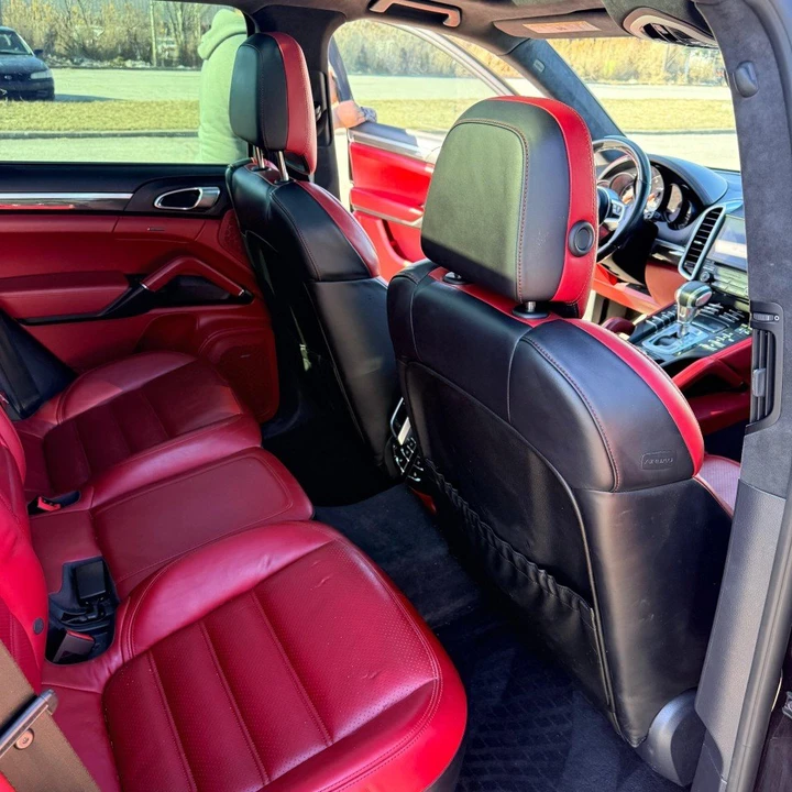 2017 Porsche 958 Cayenne - Image 8 of 11