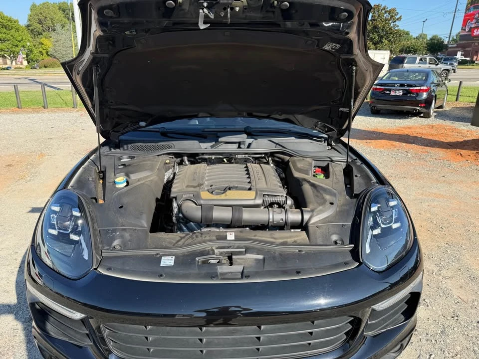 2017 Porsche 958 Cayenne - Image 11 of 13