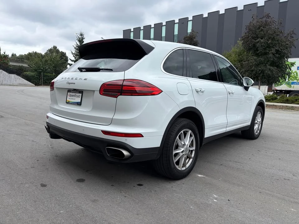 2017 Porsche 958 Cayenne - Image 6 of 17