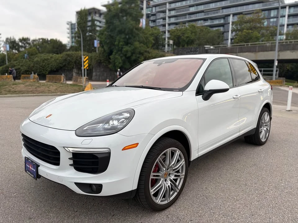 2017 Porsche 958 Cayenne - Image 8 of 20